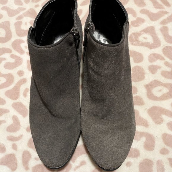 Grey Crown Vintage Booties - Picture 1 of 4